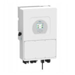 Falownik hybrydowy Deye SUN 15 kW SG01HP3 EU AM2 3-fazowy wysokonapięciowy, biały, LCD, z portami kablowymi na białym tle.